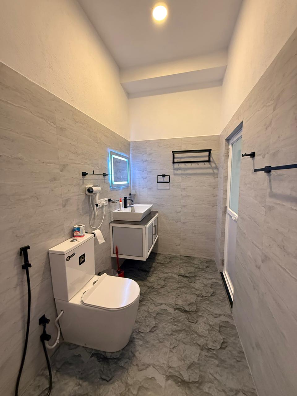 Deluxe Double Room with Balcony — photo 6